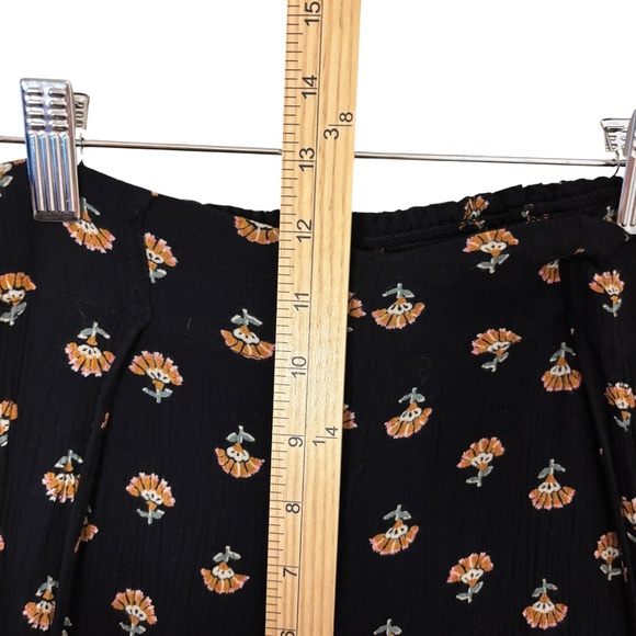 Billabong Black Floral Wide-Leg Split Pants Size Large Floral pattern - Picture 12 of 13